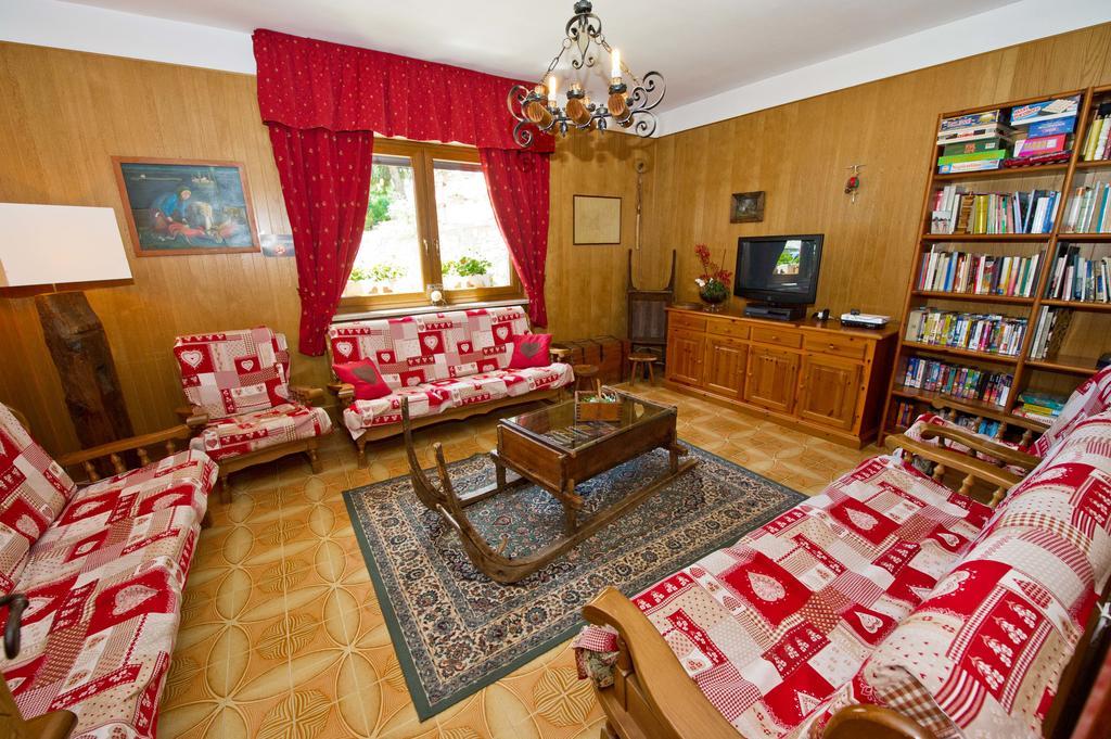 Albergo Valentino Bionaz Екстериор снимка